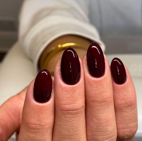 Dark Nails Short Almond, Dark Almond Acrylic Nails, Almond Dark Nails, Almond Nails Dark Colors, Short Almond Nails Dark, Dark Almond Nails Designs, Short Nails Almond Shape, Almond Nails Dark, Dark Short Nails