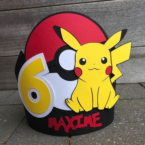 Pokemon Birthday Party Ideas, Pokemon Birthday Card, Ideas Para Cumpleaños, Diy Birthday Crown, Pokemon Party Decorations, Pikachu Pokeball, Pokemon Themed Party, Pokemon Decor, Pokemon Jewelry