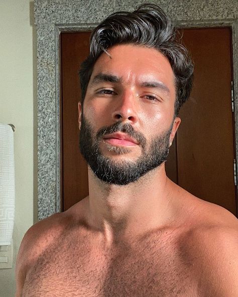 Marcello Alvarez (@marcelloalvarez) • Instagram photos and videos Marcello Alvarez, Falling Back In Love, Men Photography, Workout Chart, September 2, Bruce Wayne, Men's Grooming, Beards, Smell Good