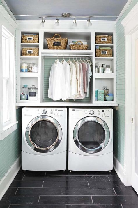 30 Beautiful and Neat Small Laundry Room Design Ideas Mudroom Laundry Room Ideas, Laundry Room Decorating, Room Storage Diy, Mudroom Laundry Room, Mud Room Storage, Mudroom Design, Laundry Room Cabinets, Small Laundry Rooms, Small Laundry Room