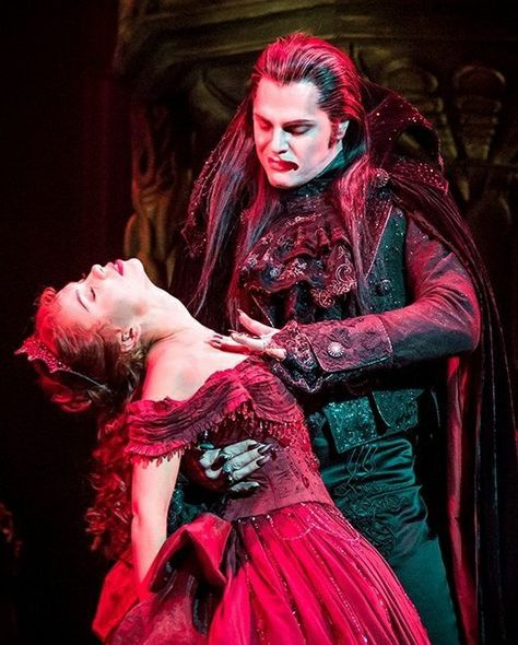 Tanz der Vampire Musical Beatiful Aesthetic, Classic Mystery Novels, Vampire Pictures, Theatre Shows, Count Dracula, Bram Stoker, Stage Play, Mystery Novels, Story Inspiration