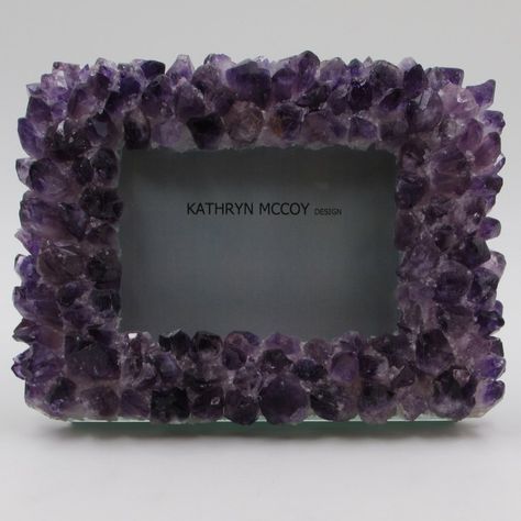 1-amethyst-frame Geode Inspired Fashion, Crystal Picture Frames, Quartz Crafts, Crystal Wall Art, Gothic Crafts, Cute Picture Frames, Crystal Decorations, Framed Letters, Frame Hangers