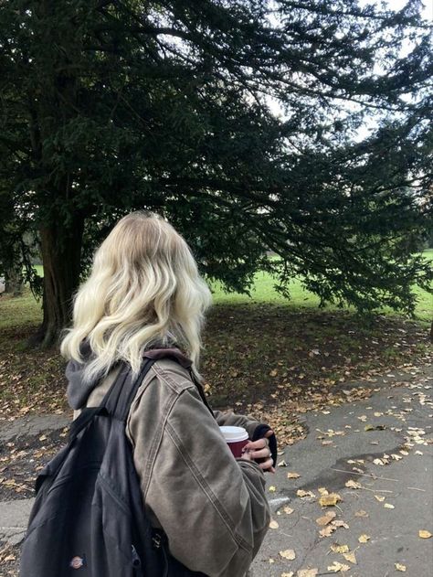 Amelie, Blonde Hair, A Woman, Walking, Blonde, Coffee, Hair