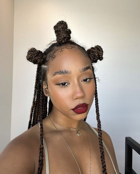 Knotless Braids Hairstyle, Bantu Knot Styles, Bantu Knot Hairstyles, Bantu Knot, Braid Trends, Bantu Knots, Cute Box Braids Hairstyles, Box Braids Styling, Knotless Braids