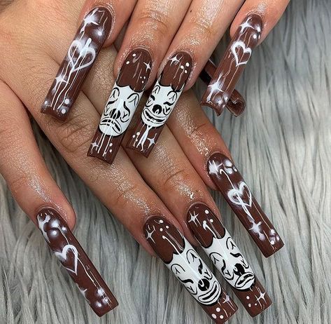 Chicana Style Acrylic Nails, Nails Acrylic Chicana, Virgin Mary Nails Long, Chicana Nails Designs, Nails Chicana, Lowrider Nail Designs, Chicano Nails Designs, Smile Now Cry Later Nails, Chicana Nails Acrylic