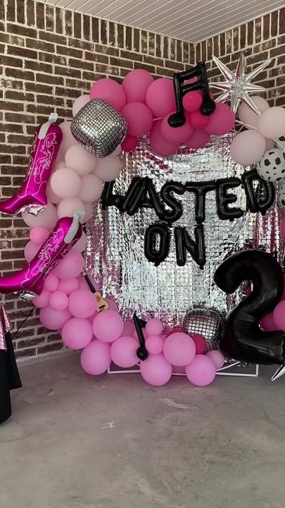 Morgan Wallen Tiktok, Country Party, Second Birthday Ideas, Girl 2nd Birthday, Morgan Wallen, Barbie Birthday, Bach Party, 13th Birthday, Disco Party