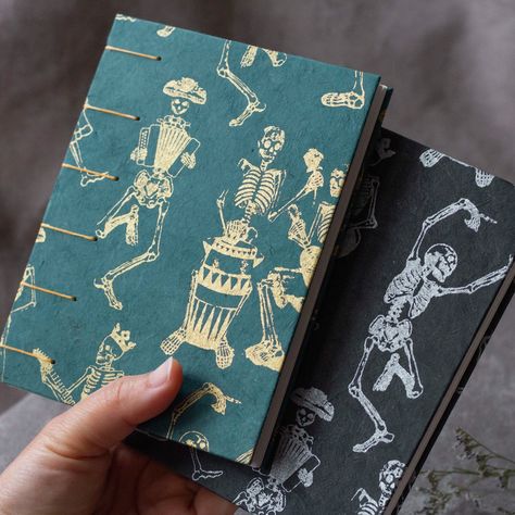 Halloween collection Bookbinding Ideas, Handbound Journals, Custom Sketchbook, Textile Collection, Modern Halloween, Lokta Paper, Notebook Ideas, Blank Journal, Watercolor Sketchbook