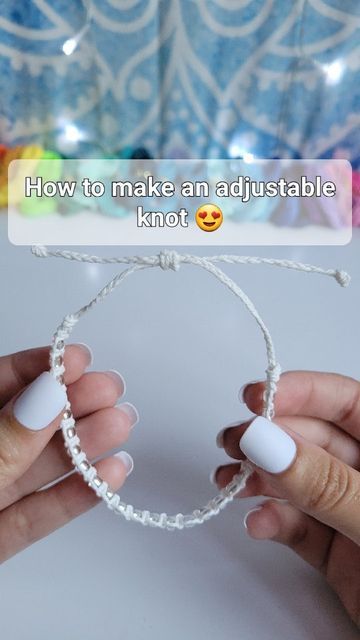 Ways To Tie Friendship Bracelets, Friendship Bracelet Slip Knot, How To Secure Bracelets, How To Tie The End Of A Friendship Braclet, Thread Bracelets Adjustable, Tying Off Friendship Bracelets, Slip Knot For Bracelet, Adjustable Knots For Bracelets, Friendship Bracelets Tie Off