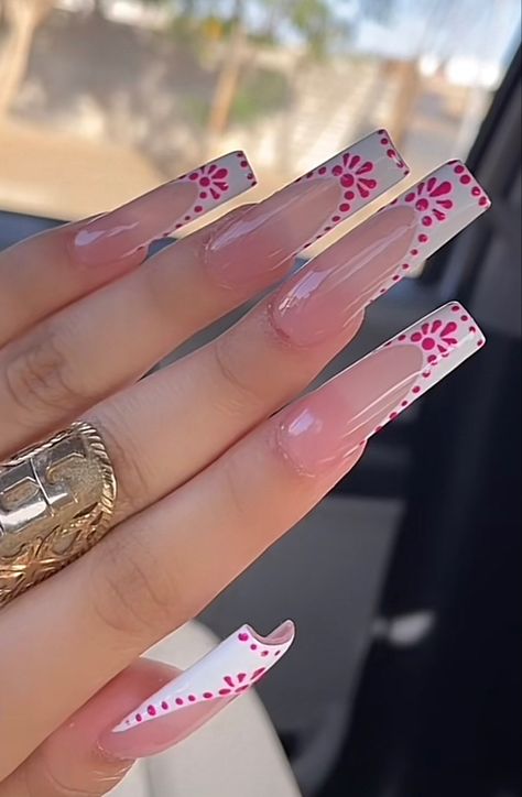 Mexican Nails Designs Acrylic Pink, Cute Gem Designs On Nails, Long Nails Coffin Summer, Nail Inspired Medium, Spring Themed Acrylic Nails, Valentines Rhinestone Nails, Mañana Sera Bonito Nails Ideas, Long Nails Latina, Latino Lunch Ideas