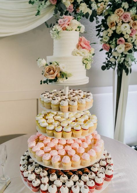 Wedding Cakes Simple Elegant Classy Pretty Cupcakes, Cupcake Tower For Wedding, Giant Cupcake Wedding Cake, Wedding Cake With Cupcake Tiers, Cupcake Cake Tower, Cupcake Arrangements Wedding, Wedding Cake Tower With Cupcakes, Cake And Cupcakes For Wedding, Cupcake Teir Ideas