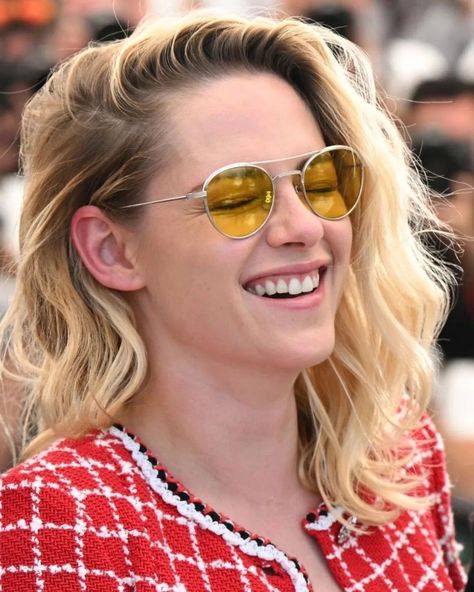 Kristen Stewart Cannes 2022, Kristen Stewart Cannes, Cannes 2022, Kristin Stewart, Kristen Stewart, Mirrored Sunglasses Women, Cannes, Stew, Mirrored Sunglasses