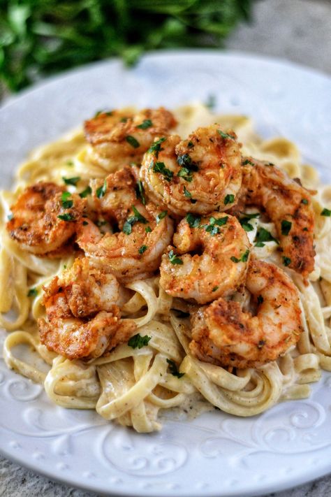 Cajun Shrimp Fettuccine Alfredo, Cajun Shrimp Fettuccine, Coop Can Cook, Pescatarian Meals, Fettuccine Alfredo Recipe, Shrimp Fettuccine Alfredo, Fettuccine Recipes, Shrimp Fettuccine, I'm Fat