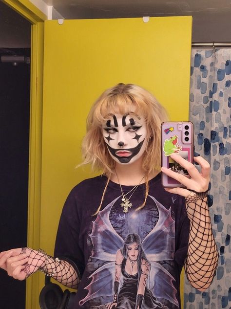 Juggolet Makeup, Insane Clown Posse Halloween Costume, Insane Clown Posse Costume, Clown Makeup Juggalo, Icp Juggalette Makeup, Juggalo Makeup Aesthetic, Icp Halloween Ideas, Female Juggalo Makeup, Jugallo Outfit