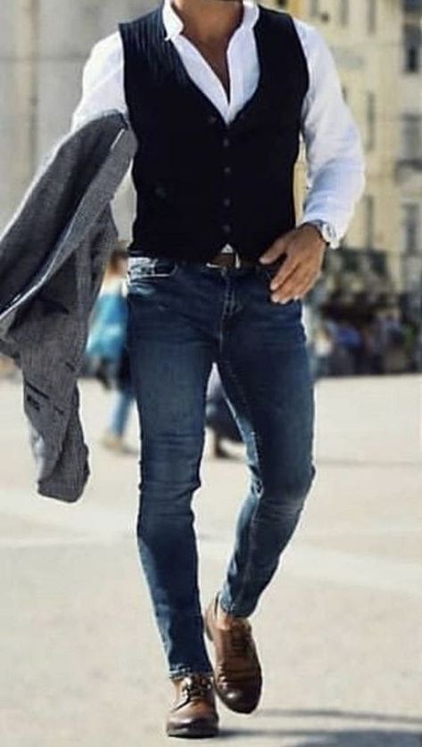 Mens Vest Fashion Gentleman Style, Edgy Mens Fashion, Gentleman Style Suit, Black Waistcoat, Stylish Men Casual, Stylish Mens Fashion, Mens Fashion Classy, Mens Fashion Casual Outfits, Stylish Mens Outfits