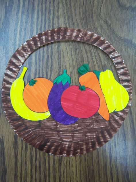 072 Fruit Preschool, Vegetables Activities, Vegetable Crafts, Fruit Crafts, Different Fruits And Vegetables, Nutrition Month, Crafts Preschool, Different Fruits, Paper Plate Crafts