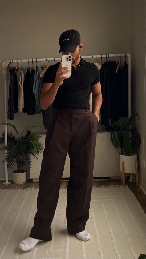 Black Shirt Brown Pants Men, Mens Wide Leg Pants Outfit, Men Brown Pants Outfit, Wide Leg Pants Outfit Men, Brown Pants Outfit Men, Polo Shirt Outfit Men, Wide Leg Pants Outfit, Minimalist Fashion Men, Pants Outfit Men