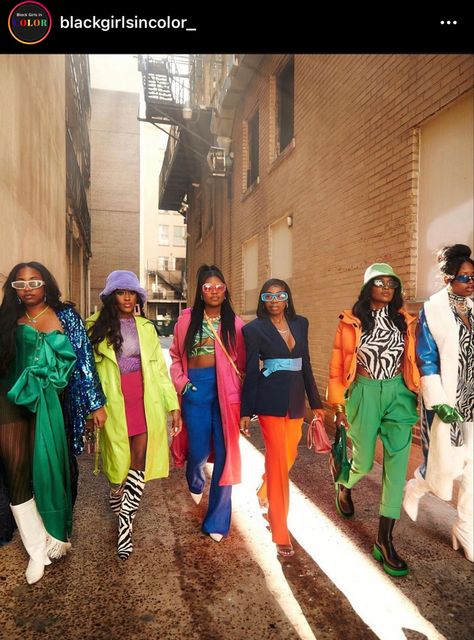 Black Women Color Blocking Outfits, Black Women In Colorful Outfits, Color Block Suits Women, Maximalist Fashion Black Women, Colorful Fashion Black Women, Color Clashing Outfits, Opposite Color Outfit, In Living Color Fashion 90s, Block Color Outfits