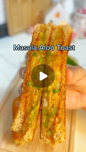 Table_treats on Instagram: "~Masala Aloo Toast~" Aloo Toast Recipe, Aloo Sandwich Recipe, Masala Toast, Masala Aloo, Table Treats, Aloo Recipes, Toast Sandwich, Recipes Snacks, Indian Cooking Recipes