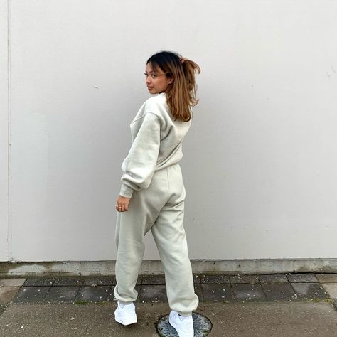 christienne on Instagram: “I currently live in tna sweatsuits 😩” Normcore, Photo And Video, Outfit Inspo, On Instagram, Instagram