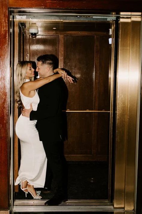 Hotel Engagement Photos, City Engagement Pictures, Indoor Engagement Photos, Photo Session Ideas, Classy Engagement Photos, Congrats On Your Engagement, Courthouse Wedding Photos, Engagement Picture Outfits, Vintage Hotel