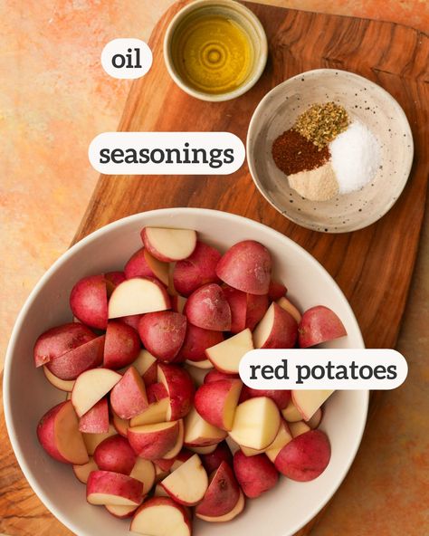 Make Air Fryer Red Potatoes for a quick and easy side dish. Toss red potatoes in a delicious seasoning blend and then air fry until crisp on the outside and soft on the inside. Red Potato Air Fryer Recipe, Air Fried Red Potatoes, Air Fryer Red Skin Potatoes, Air Fryer Baby Red Potatoes, Roasted Red Potatoes Air Fryer, Red Potato Recipes Air Fryer, Air Fryer Red Potato Recipes, Red Potatoes In Air Fryer, Red Potatoes Recipes