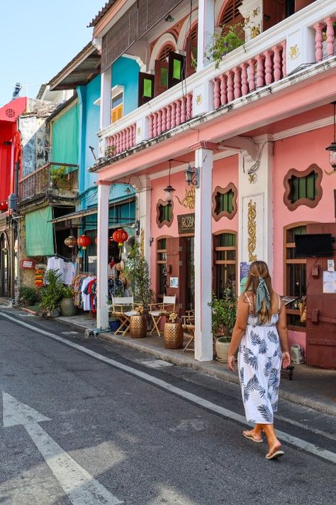 Old Town Phuket Thailand, Old Phuket Town Thailand, Phuket Old Town Photography, Old Phuket Town, Thailand Poses, Thailand Sightseeing, Phuket Photoshoot, Old Town Phuket, Honeymoon Thailand