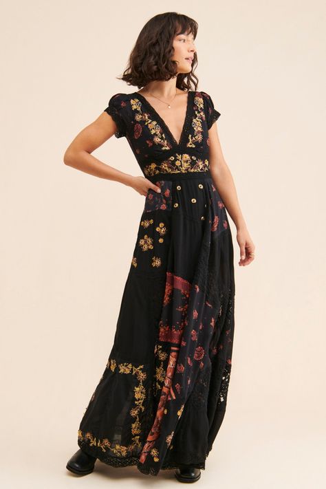 https://s7d2.scene7.com/is/image/nu/56865249_009_b?$pdp-regular$ Free People Aesthetic, Free People Maxi, Free People Maxi Dress, Floral Patchwork, 70 Dress, Estilo Boho, Free People Dresses, Free People Dress, Printed Maxi Dress