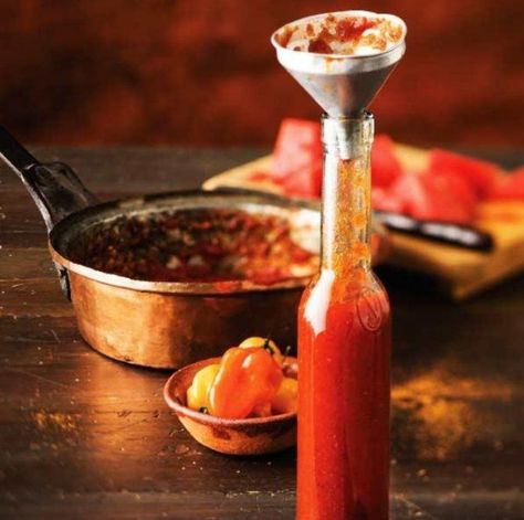 Spice Up Your Summer with These Fruit-Based Hot Sauce Recipes - Chowhound Fruit Hot Sauce, Hot Sauce Recipe, Green Chili Recipes, Pepper Sauce Recipe, Homemade Hot Sauce, Canned Foods, Habanero Hot Sauce, Chile Peppers, Mango Sauce