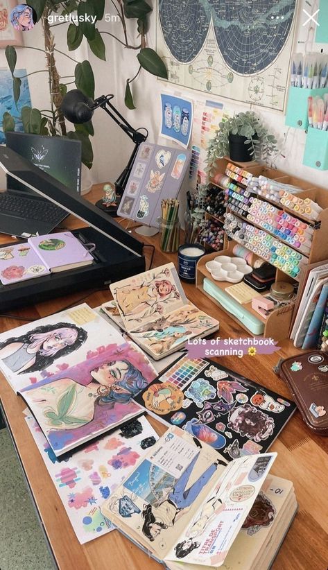 Book And Bed, Dream Art Room, Art Studio Space, Art Studio Room, Art Studio At Home, Artist Aesthetic, Art Desk, Art Diary, Arte Inspo