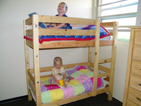 Bunk Beds Diy, Small Bunk Beds, Bunk Bed Crib, Bunk Bed Safety, Toddler Bunk Beds, Bunk Bed Plans, Beds Diy, Modern Bunk Beds, Diy Bunk Bed