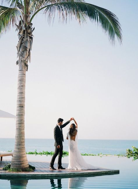 Wedding In Cabo San Lucas Mexico, Maldives Wedding Photography, Cabo Wedding Photography, Cabo Wedding Photos, Mexico Wedding Photography, Beach Wedding Pics, Maldives Wedding, Bridal Campaign, Romantic Love Pictures