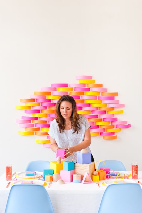 Add a pop of color to your next party with these budget-friendly DIY party projects. #papercrafts #partyideas #color 80’s Decor, Birthday Party Adult, Home Party Ideas, Minted Wedding, Yw Activities, Budget Party, Modern Party, Party Projects, School Celebration