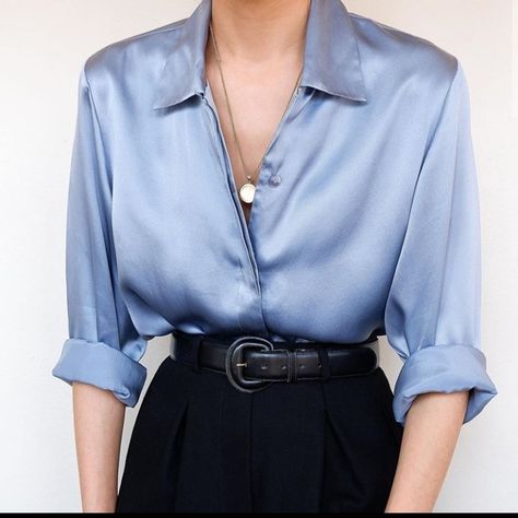 Oversized Silk Shirt Outfit, Silk Shirt Outfit, Satin Shirts, Chinese Fashion Street, Future Outfit, Woman Suit Fashion, Elegante Casual, Classy Work Outfits, Fashionista Clothes