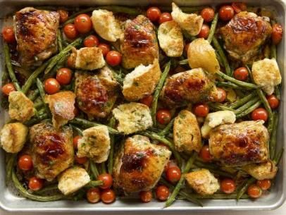 Sheet Pan Suppers Recipes, Sheet Pan Supper, Chicken Sheet Pan, Easy Summer Dinners, Sheet Pan Suppers, Food Network Canada, Pioneer Woman Recipes, Pot Luck, Italian Chicken