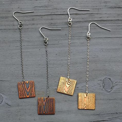 Wooden Jewelery, Etched Copper, Earrings Wood, Wood Pattern, Gold Bracelets, Tiny Earrings, Tiny Stud Earrings, Wooden Earrings, Earring Patterns