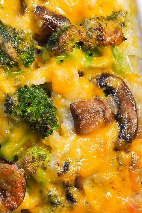 Cheesy Broccoli and Mushroom Casserole with Rice. Cheese Rice Casserole, Mushroom Rice Casserole, Broccoli Cheese Rice Casserole, Casserole With Rice, Broccoli Cheese Rice, Recipes Veggie, Vegetable Casserole Recipes, Broccoli Cheese Casserole, Mushroom Casserole