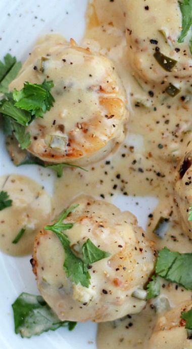 Jalapeno Cream Sauce, Easy Seafood Dinner, Seafood Tacos, Seafood Scallops, Seafood Entrees, Yummy Seafood, Sea Scallops, Easy Seafood, Shellfish Recipes