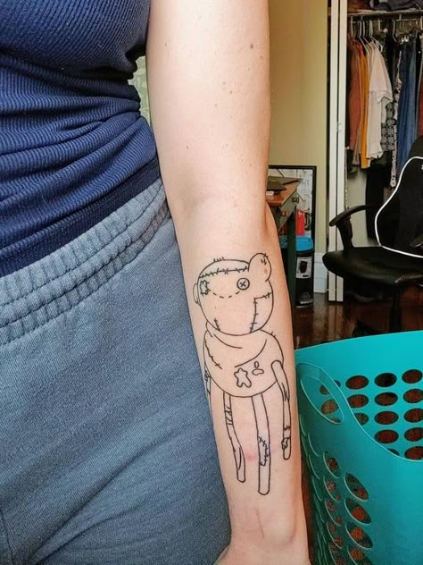 Prismo Adventure Time Tattoo, Hambo Tattoo, Tattoos 2024, Adventure Time Tattoo, Aya Takano, Nerdy Tattoos, Graff Art, Funky Tattoos, Graphic Makeup