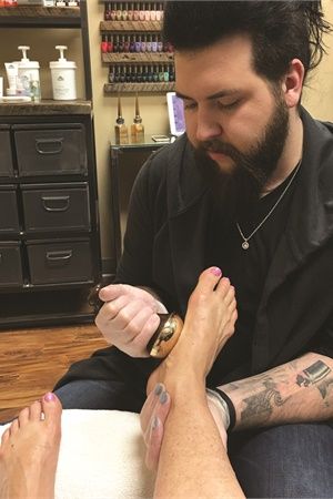 Nellie Neal uses a Kansa Wand during his 20+-minute foot massage.                                                                                                                                                                                 More Diy Pedicure Station, Pedicure Station Ideas, Pedicure Soak, Kansa Wand, Manicure Station, Spring Pedicure, Pedicure Bowls, Pedicure Station, Pedicure Designs Toenails