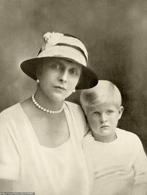 Prince Philip Mother, Prins Philip, Princess Alice Of Battenberg, Royal Navy Officer, Duke Of Edinburgh Award, Greek Royalty, Prins William, Rainha Elizabeth Ii, Reine Elizabeth Ii