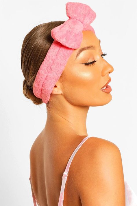 Fluffy Bow Spa Facial Headband Graduation Dress Plus Size, Facial Headband, Better Makeup, Body Sculpture, Pastel Nail Polish, Spa Facial, Pastel Nail, Spa Ideas, Eyelash Curlers