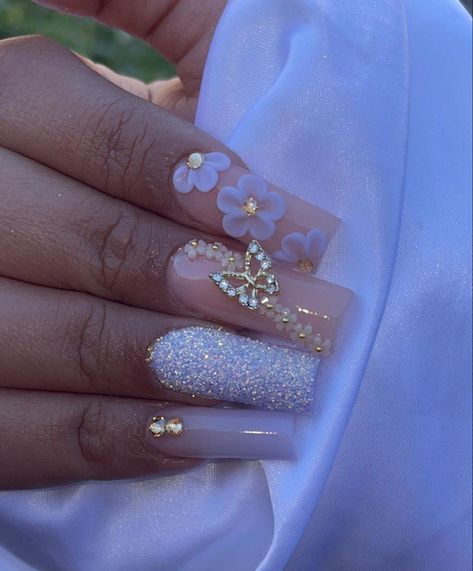 Short Quince Nails, Sweet 16 Nails, 16 Nails, Quince Nails, Nails Butterfly, Quinceanera Nails, Ombre Acrylic, Trends Nails, Inspiration Nails