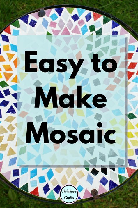 Mosaic garden table top How To Mosaic A Table Top, Diy Mosaic Table Top Easy, How To Make A Mosaic Table Top, Mosaic Table Diy, Mosaic Designs Easy, Diy Mosaic Table Top, Mosaic Garden Table, Mosaic Table Top Designs, Glass Mosaic Diy