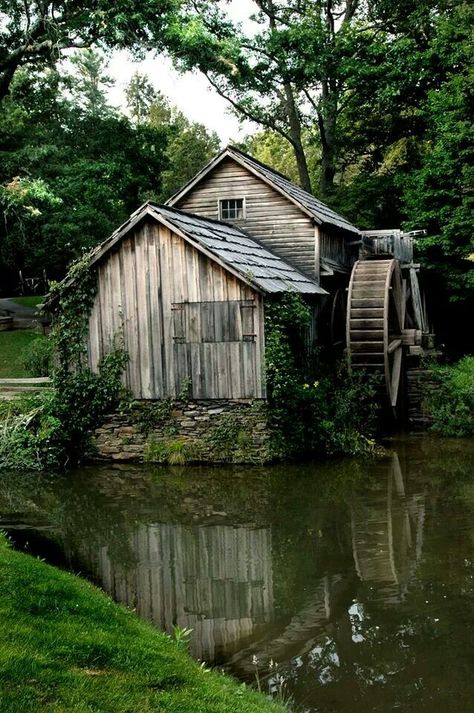 Mabry Mill, Blue Ridge Parkway Old Grist Mill, Windmill Water, Kolam Koi, Classical Music Composers, Virginia Wineries, Old Windmills, Grist Mill, Forest Cabin, Water Powers