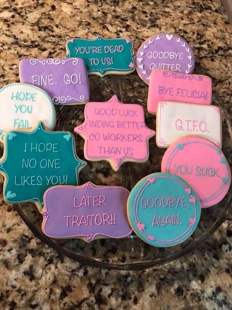 Leaving Job Gift Ideas, Coworker Leaving Party, Cookie Cake Ideas, Goodbye Coworker, Goodbye Cake, Gift For Coworker Leaving, Funny Goodbye, Goodbye Gifts For Coworkers, Farewell Cake