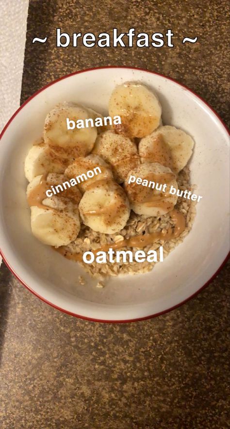 265 calories all together,pb2 powered peanut butter 60 cals, banana 105 cals, oatmeal 100 cals (with water), and cinnamon 6 cals. Pb Oatmeal, Banana Toast, Cinnamon Oatmeal, Healthy Oatmeal, Cinnamon Banana, Peanut Butter Banana, Peanut Butter, Oatmeal, Cinnamon