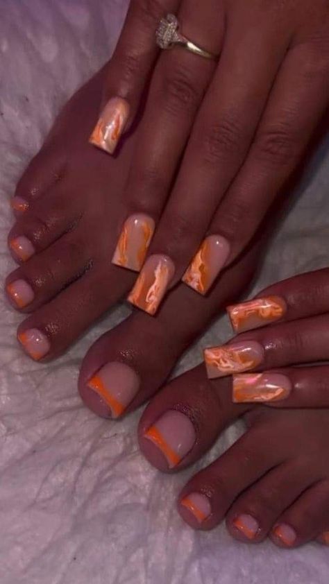 Cute Short Nail Sets Orange, Short Fall Nails 2023 Black Women, Nails And Toes Matching Black Women, Orange And Tan Nails, Brown And Orange Nails Design, Auburn Nails Acrylic, Orange Nails And Toes, Orange Toes Nails, Orange French Tip Toes