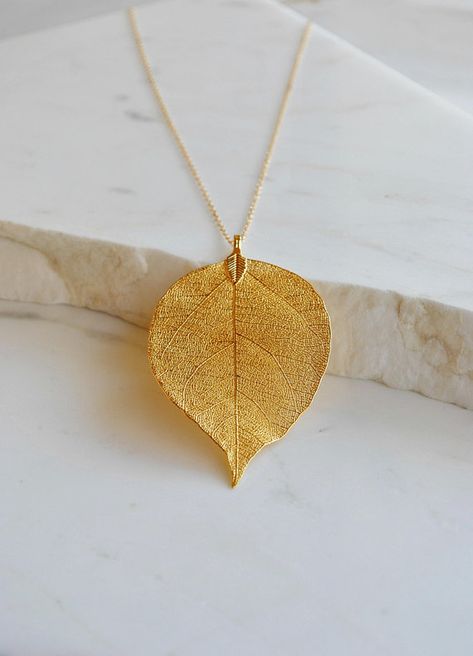 Real leaf necklace in gold, Silver, Long boho necklace for women, Natural leaf pendant, Unique gift for women, Simple natural jewelry KN511 Leaf Necklace Gold, Gold Leaf Necklace, Real Leaf, Real Gold Jewelry, Natural Jewelry, Long Silver Necklace, Bracelets Gold, Gold Long Necklace, Gold Jewelry Simple