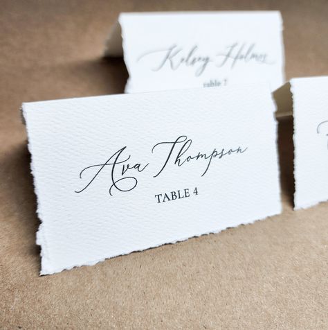 Rustic Place Cards, Elegant Place, Place Card Table Wedding, Table Name Cards, Wedding Name Cards, Paper Table, Calligraphy Wedding Invitation, Table Place Cards, Calligraphy Wedding