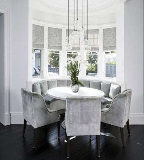 Round Dining Table Ideas, Circle Dining Room, Circle Dining Room Table, Booth Seating In Kitchen, Dining Table Ideas, Dining Room Nook, Window Seat Kitchen, Bench Seating Kitchen, Banquette Seating In Kitchen